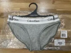 ビキニショーツ　カルバンクライン Calvin Klein レディースのサムネイル