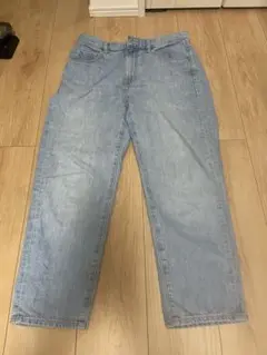UNIQLO JEANS ライトブルーストレートデニムパンツ