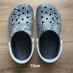 19cm Crocs ジオメトリックサンダル ブラック/ホワイト