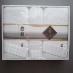 Item thumbnail for item 1457230a-b4d4-4b8b-9a38-97524becfab1