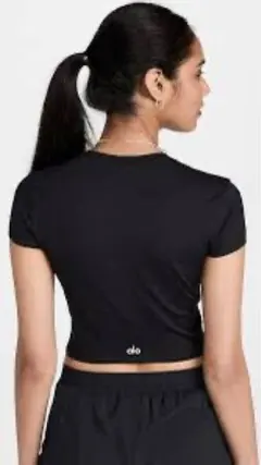 2026年最新】ALO Yoga レディース Tシャツ・カットソーの人気アイテム