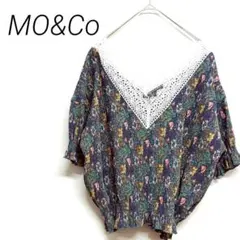MO&Co 花柄レース拼接V領短袖上衣 M 休閒 鬆緊腰