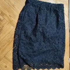 ネイビー フラワーレース タイトスカート