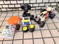 DT-02 ホビーラジコン オフロードタイヤ付きのサムネイル