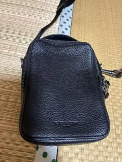 민*호様 COACH ショルダーバッグ ブラック 민*호様 COACH ショルダーバッグ ブラック - メルカリ