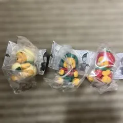 ディズニーストア プーさん ガチャガチャ