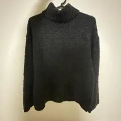GU ニット　タートルネック