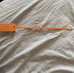オフホワイト タグ オレンジ Off-White