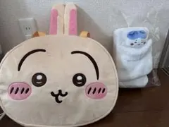 ちいかわおかおBIGボストンバッグとちいかわおふとんぬいぐるみティッシュケース