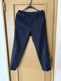 ユニクロ　感動パンツ　ネイビー