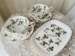 ワイルドストロベリー 食器