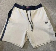 【NIKE】ナイキ　ショートパンツ　サイズM 赤タグ