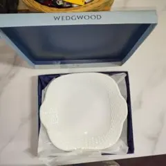 【未使用品】ウェッジウッドWEDGWOOD スクエアプレート皿 白 ナンタケットのサムネイル