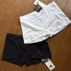 【新品】2枚セット　adidasハーフショーツ 白&黒　150㎝