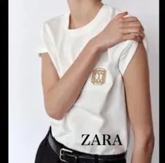 ZARA 新品　ブローチディテール付きtシャツ