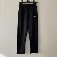 adidas トレーニングパンツ　ブラック　150cm