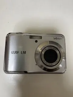 FUJIFILM AV230 コンパクトデジタルカメラ　デジカメ fujifilm FINEPIX AV230 デジカメ 乾電池式 富士フイルム、単3