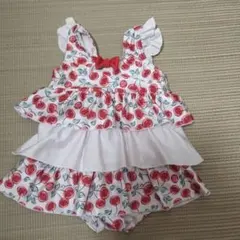 チェリー柄フリル水着（赤いリボン付き）