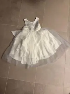 ホワイトドレス スリーブレス チュール