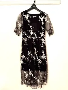 CLOTHES ROOM 花柄刺繍ワンピース ブラック M