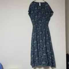 [美品] SILPLAIRE [S] レトロ 小花柄ロングワンピース青 金ボタン