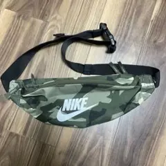 Nike カモフラージュ ボディバッグ