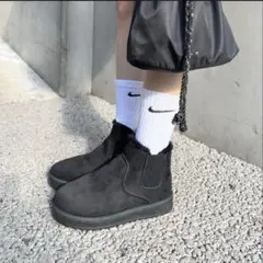 Item thumbnail for item cbb41d4f-f61e-46ea-a8f7-ed389b891b91