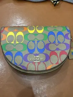 COACH シグネチャー　レインボー　ショルダーバッグ
