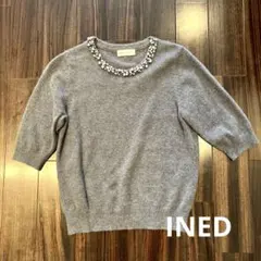 INED ニット　サイズ9 インナー　綺麗　グレイのサムネイル