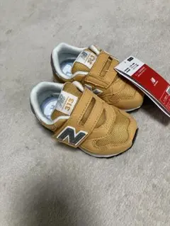 New Balance 子供用スニーカー