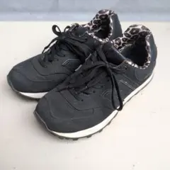 New Balance 574 スニーカー ブラック レオパード柄のサムネイル