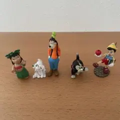 ディズニー　チョコパーティチョコエッグ　トミー　ミニチュア