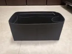 ブラック ハンドバッグ