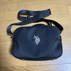 U.S. POLO ASSN. ブラックショルダーバッグ