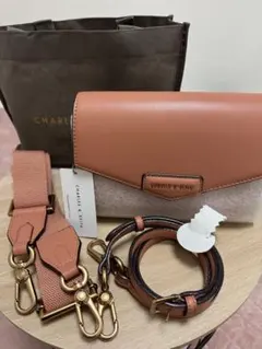 CHARLES & KEITH ハンドバッグ