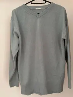 GU Vネック ニット セーター 長袖 Mサイズ ライトブルー