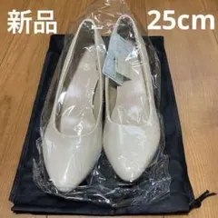 パンプス　中ヒール 保存袋付き【新品】25cm　卒園　入学　フォーマル　ベージュ