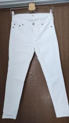 AZUL basic ホワイト スキニーパンツ　Sサイズ