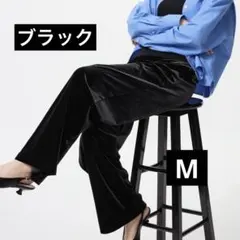 完売品　ユニクロ ソフトベロアイージーパンツ Mサイズ　ブラック