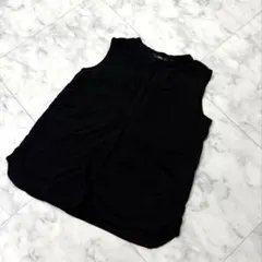 夏物セール！UNIQLO黒 ノースリーブシャツ サイズS