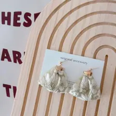 Item thumbnail for item b51f0852-8e85-478b-b1e6-528ef17c6458