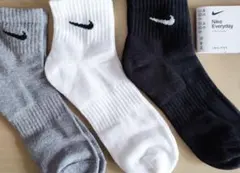 【新品未開封】Nike Dri-FIT 25~27cm 3足セット 白・灰・黒のサムネイル
