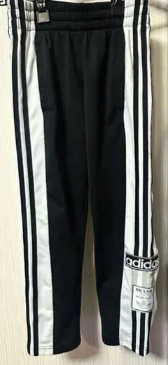 adidas originals スナップボタン　トレフォイル　トラックパンツ