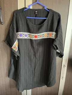 SHEIN 花柄刺繍 半袖プルオーバー ブラック 3XL