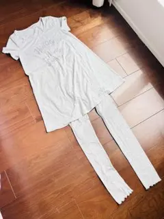ジェラートピケグレーのルームウェアTシャツレギンスセットアップのサムネイル