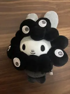 ミャクミャク✖️マイメロ カラビナキーホルダー - メルカリ