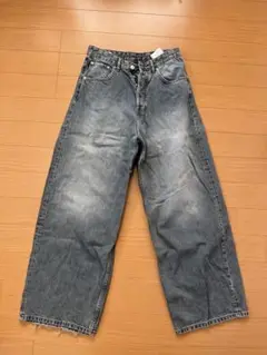 ZARAスーパーバギーフィットジーンズ