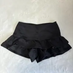 可愛い フリル付き ブラック ショートパンツ