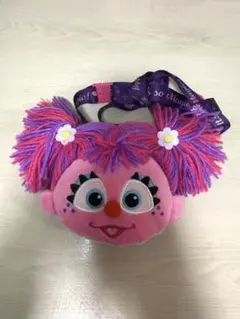 アビー・カダビーポーチ