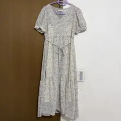 新品未使用　オリーブデオリーブ　インナー付き　小花柄ワンピースのサムネイル